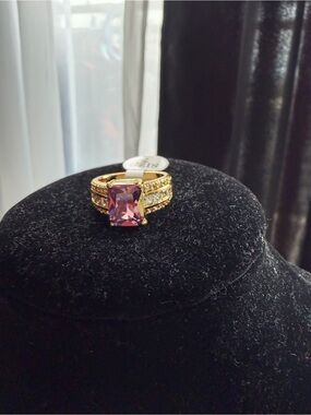 Gold-Plated Women’s Ring with Purple Rectangular Gem